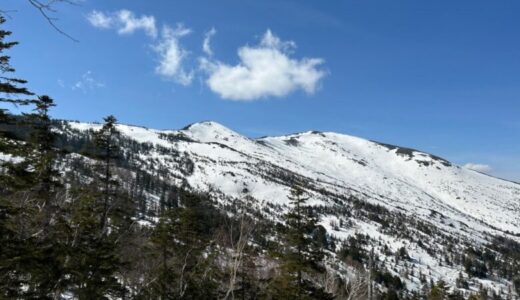 雪景色が美しい群馬県の至仏山の残雪期登山！スキーやスノボーで滑走が楽しめる山【日本百名山】