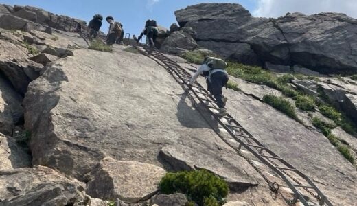 【日本百名山】鉄ハシゴやお花畑が楽しめる早池峰山登山・小田越コース【岩手県】