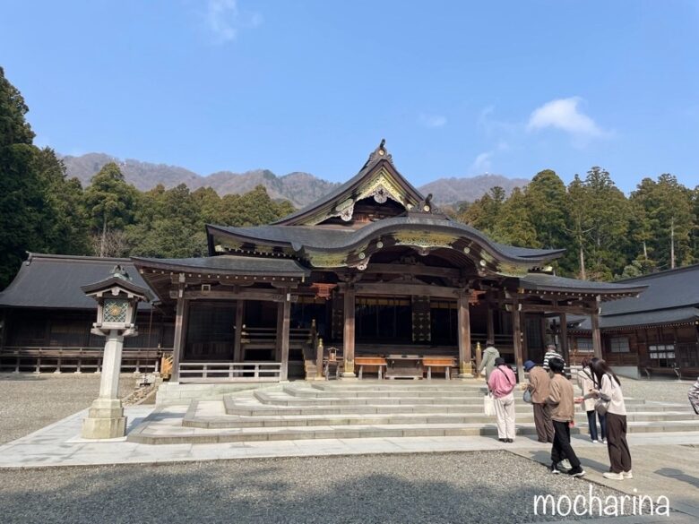 新潟県の彌彦神社の写真。。